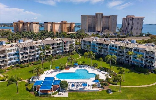 bird's eye view featuring a water view