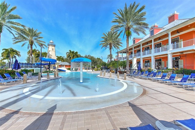 view of swimming pool