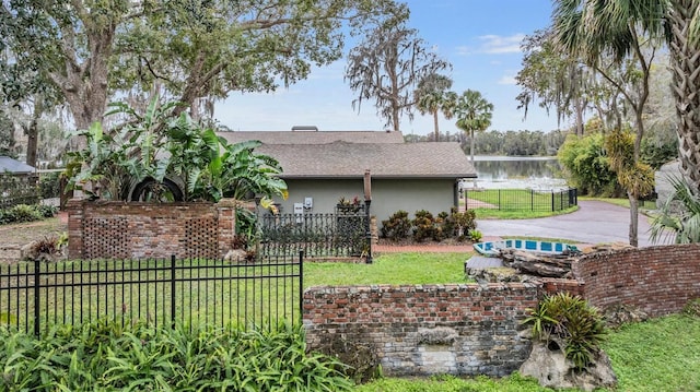 view of yard with a water view