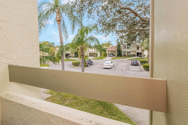 exterior space featuring a balcony