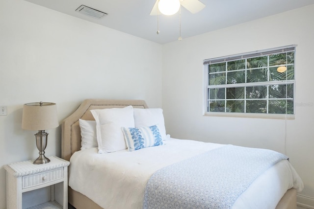 bedroom featuring ceiling fan