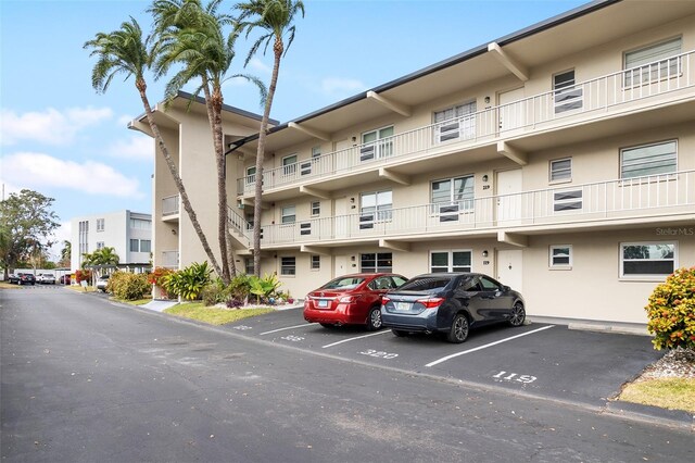 9940 47th Ave N Unit 120, Saint Petersburg, FL 33708 - photo 1