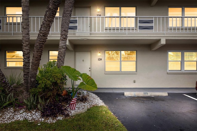 property entrance with a balcony