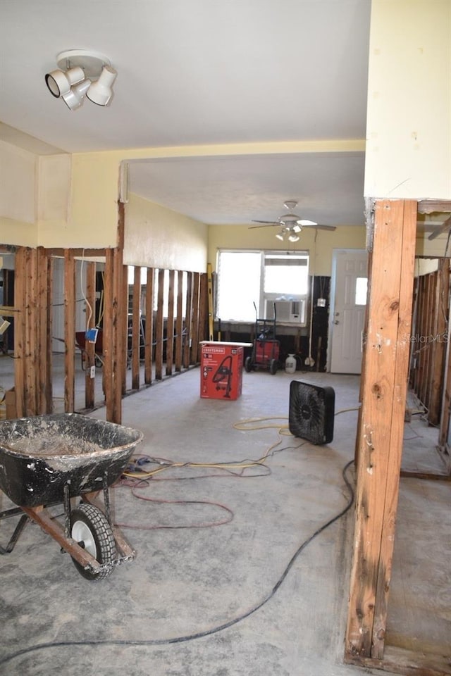 miscellaneous room featuring ceiling fan