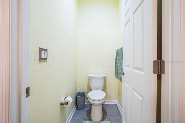 bathroom featuring toilet