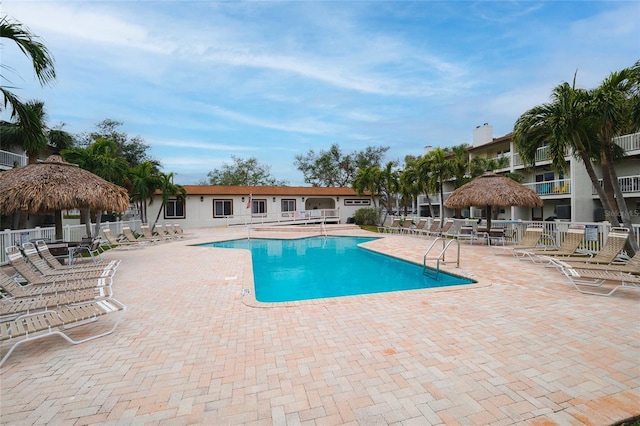 274 Madeira Cir, Saint Petersburg, FL 33715 - photo 37