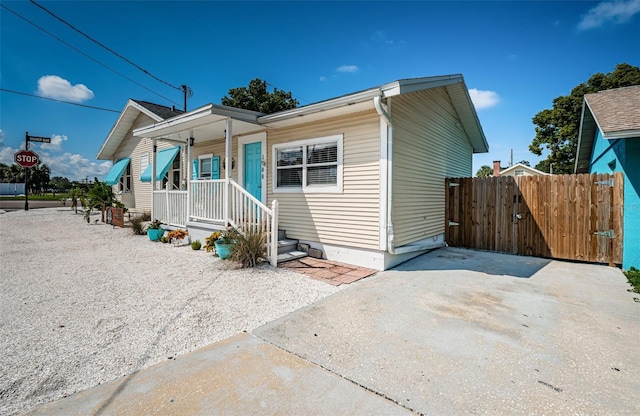 view of front of home