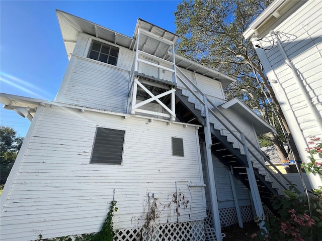 view of home's exterior