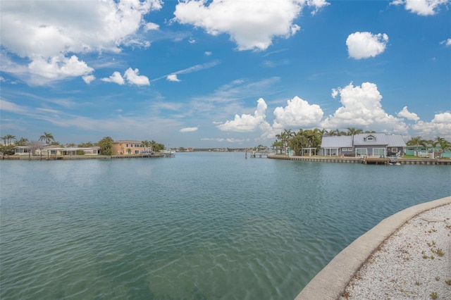 17411 1st St E, Redington Shores, FL 33708