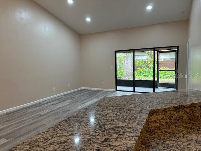 9760 Lake Seminole Dr E, Largo, FL 33773 - photo 8
