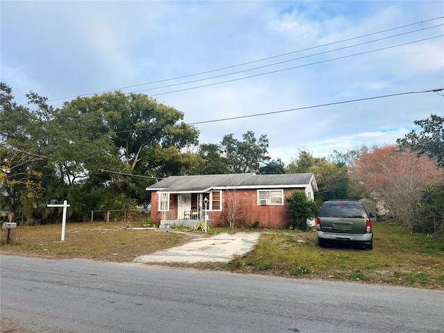 view of front of house with a front yard