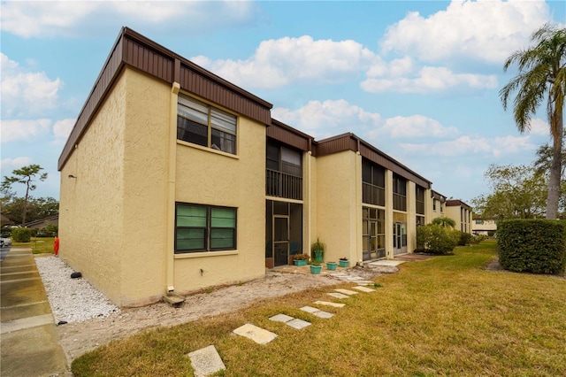 exterior space featuring a yard