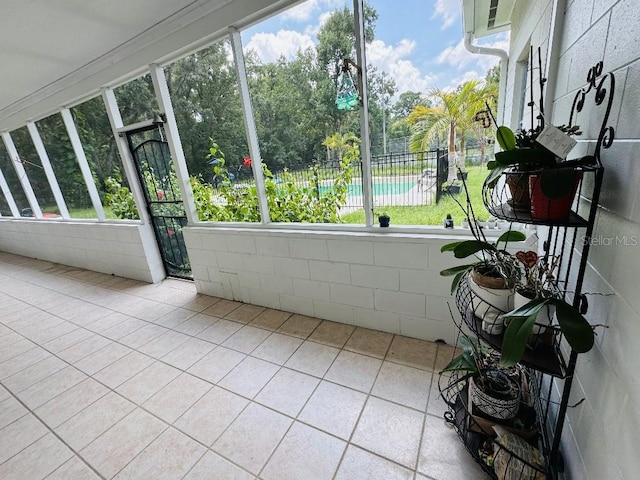 view of sunroom / solarium