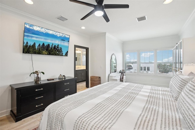 bedroom with ceiling fan, ensuite bathroom, ornamental molding, and light hardwood / wood-style flooring