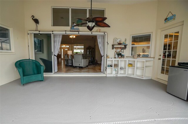 view of patio with ceiling fan