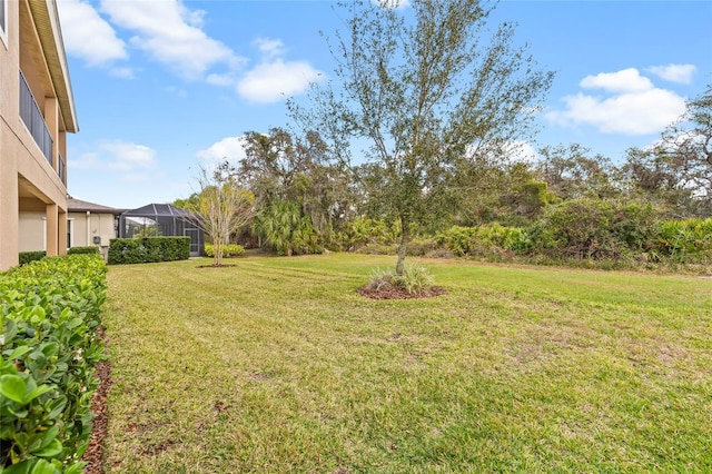 6307 Brevada Ln, Apollo Beach, FL 33572 - view of grassy yard