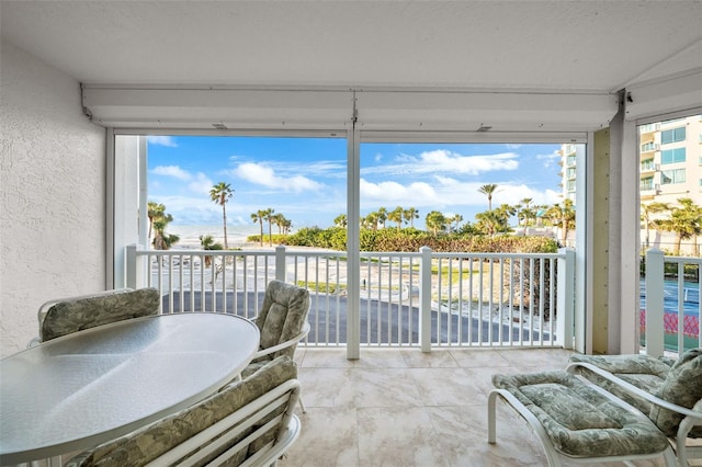 view of sunroom / solarium