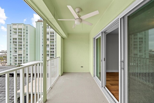 balcony with a ceiling fan