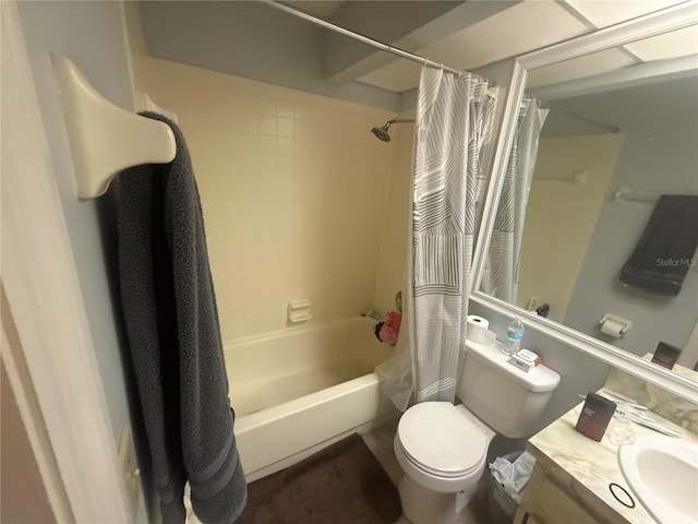 full bathroom with toilet, vanity, and shower / tub combo with curtain