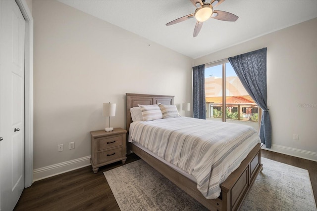 bedroom featuring ceiling fan, dark hardwood / wood-style flooring, and a closet