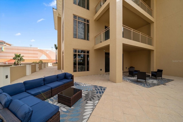 view of patio featuring an outdoor hangout area