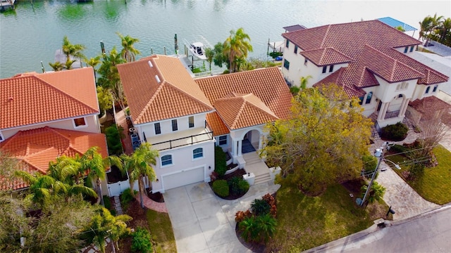 bird's eye view with a water view