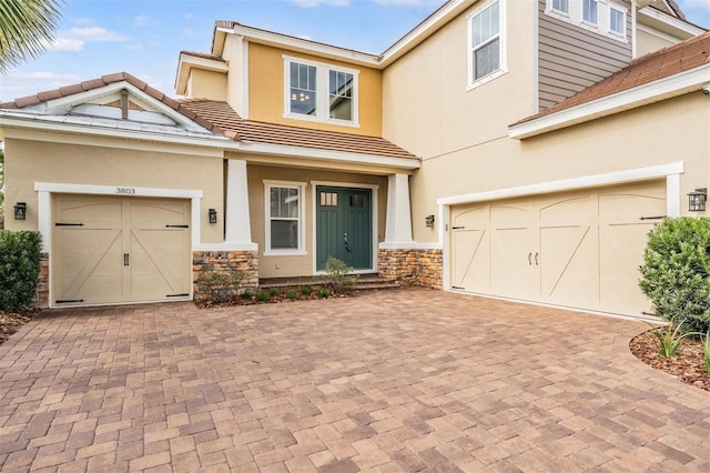 view of front of house featuring a garage