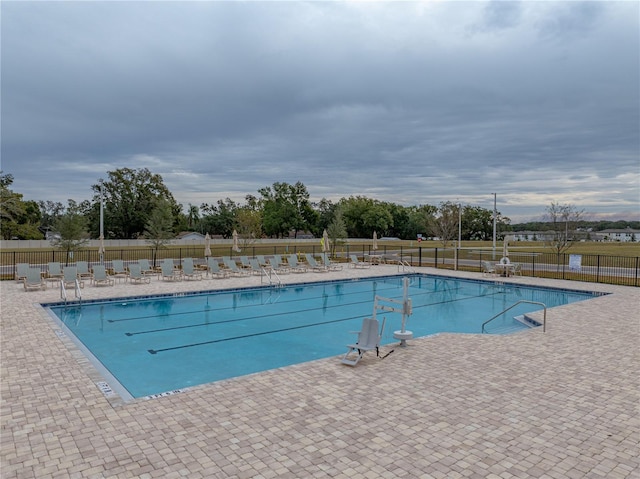 view of swimming pool