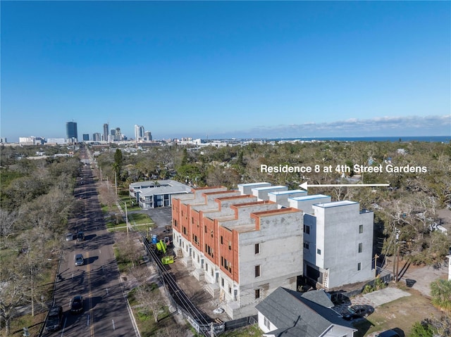 drone / aerial view with a view of city