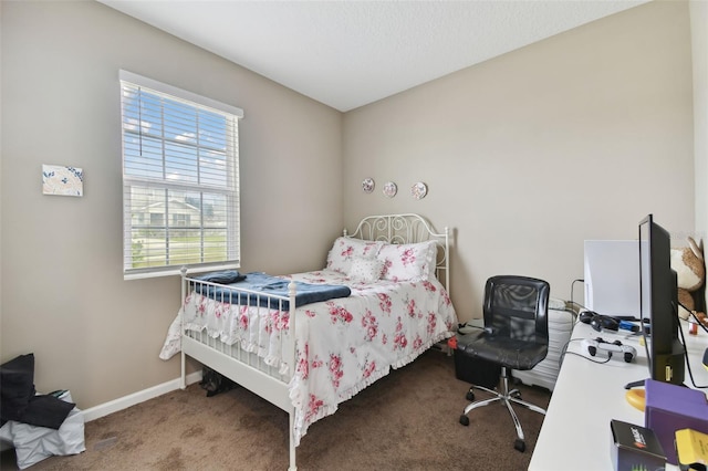 bedroom with carpet