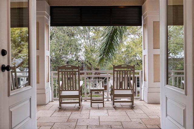 310 8th Ave N, Saint Petersburg, FL 33701 - entryway with stone tile flooring