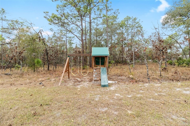 view of yard featuring a playground