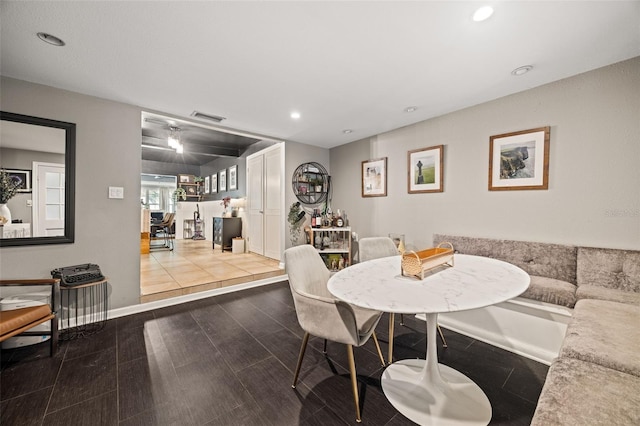 dining space with breakfast area