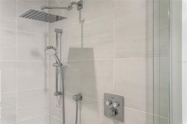 room details with a tile shower