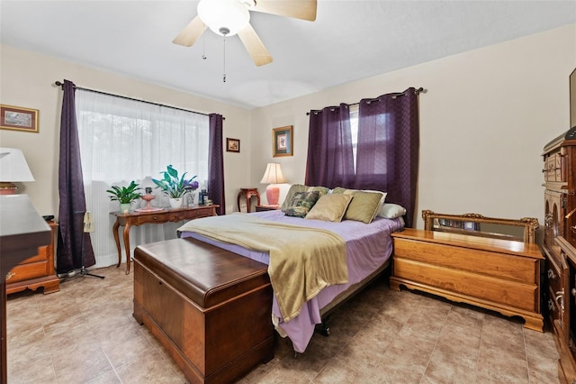 bedroom with ceiling fan