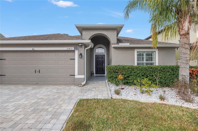 view of front of house featuring a garage