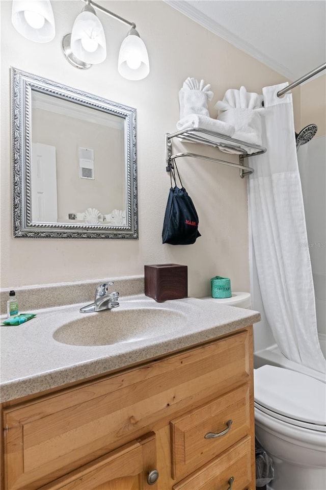 2506 N Rocky Point Dr Unit 272, Tampa, FL 33607 - full bath with vanity, toilet, and shower / bath combo