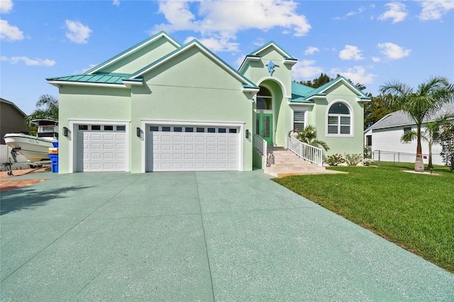 view of front of house with a front lawn