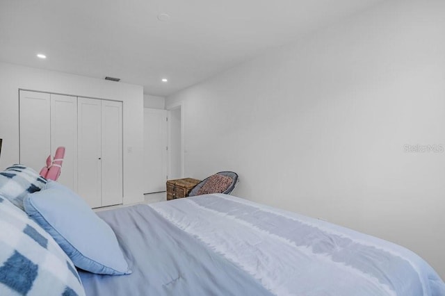 bedroom with a closet