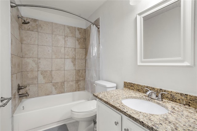 full bathroom featuring shower / bath combo with shower curtain, toilet, and vanity