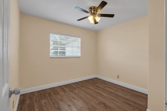 unfurnished room with wood-type flooring and ceiling fan