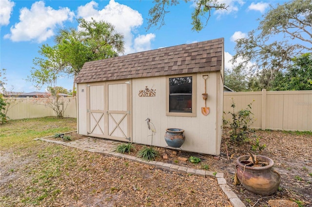 view of outbuilding