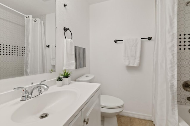 full bathroom with shower / bath combo with shower curtain, toilet, and vanity