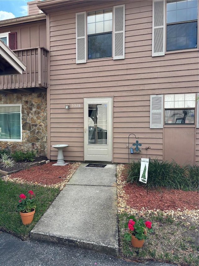 view of doorway to property