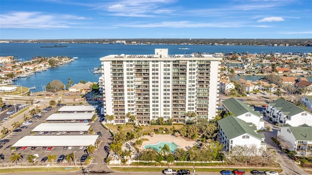 bird's eye view with a water view