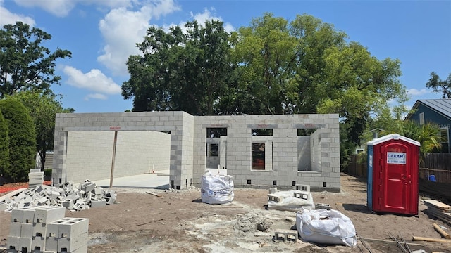 view of outdoor structure