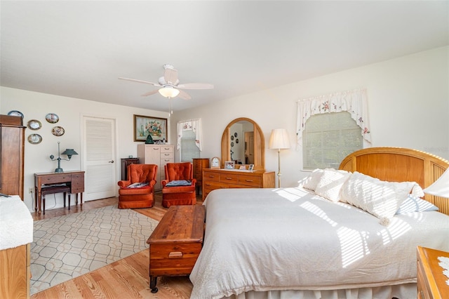 7312 7th Ave NW, Bradenton, FL 34209 - bedroom featuring light wood-style floors and ceiling fan