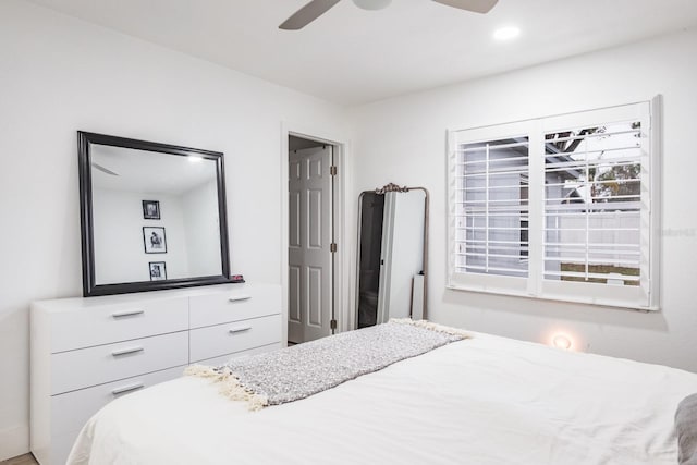 bedroom featuring ceiling fan