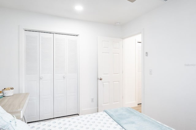 bedroom featuring a closet