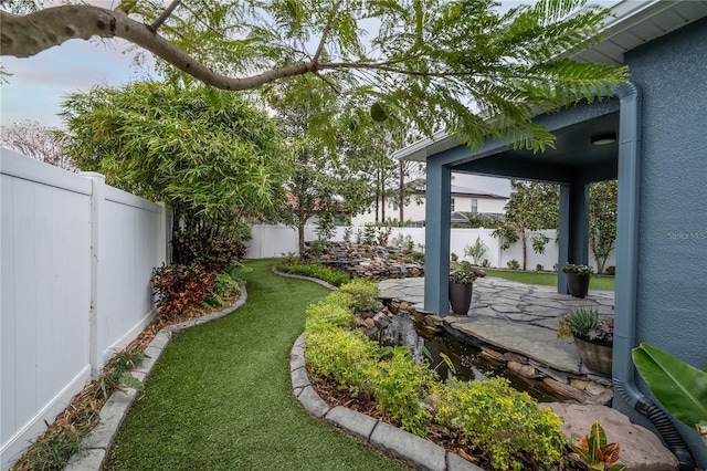 view of yard with a patio